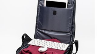 Mochila com Carregador USB Impacto